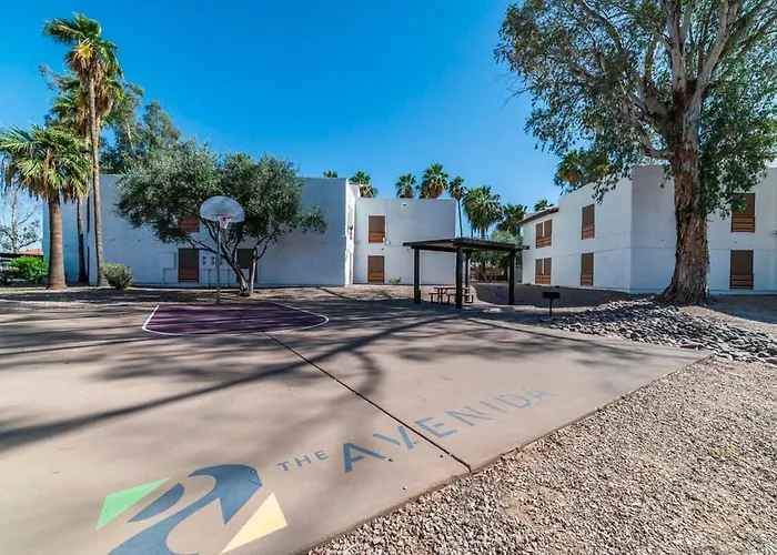 44a Modern Large 1bd W Heated Pool 44a Holiday home *